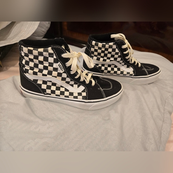 Vans Black and‎ White Checkered Sneakers - Picture 2 of 7